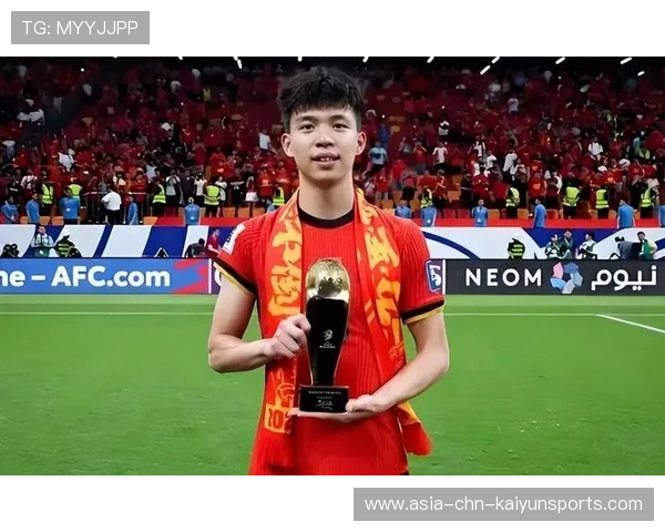 李昊锁定国足未来一门,王钰栋依然核心,王昊一足球 李昊锁定国足未来一门,王钰栋依然核心,王昊一足球